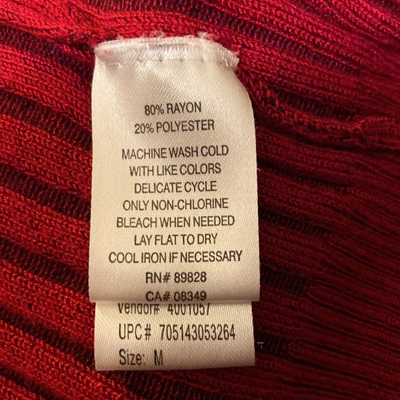Energie Red Sweater V-Neck Long Sleeve Stretch Size Medium - Picture 6 of 6